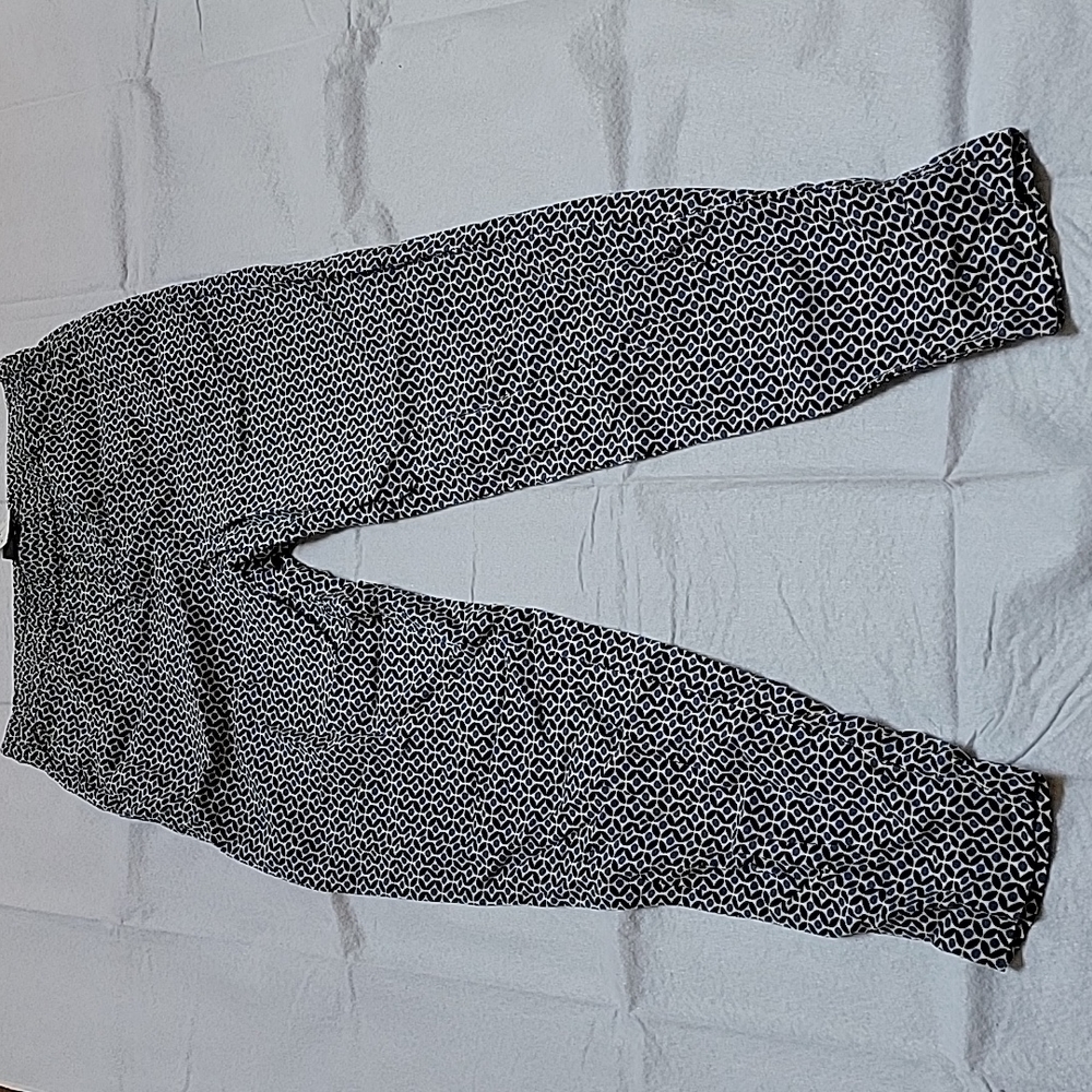 Ankle length Pants with Pockets
